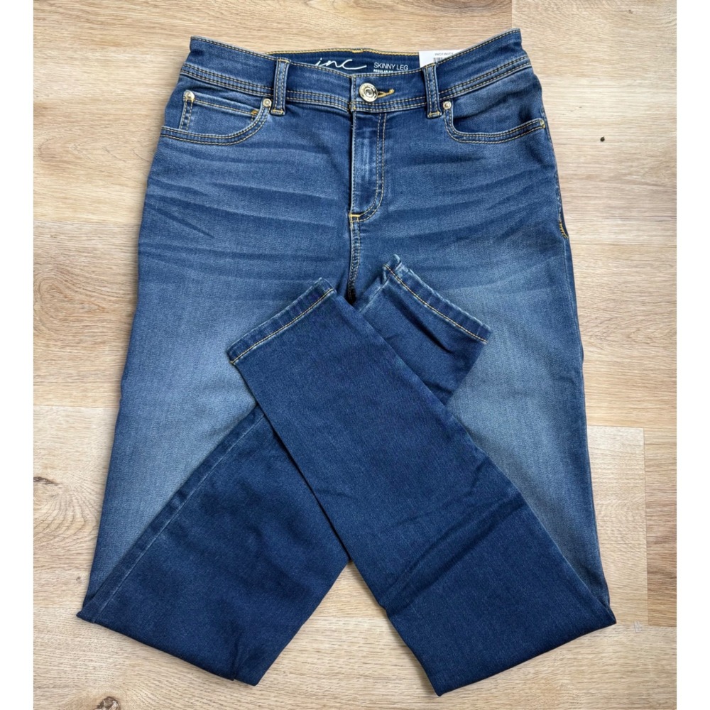 INC Collins Wash Skinny Leg Jeans Womens 6 NWT Skatecore Beach Casual